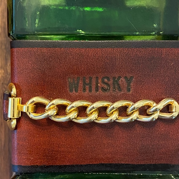 Whiskey Decanter made in Italy. - Picture 2 of 5